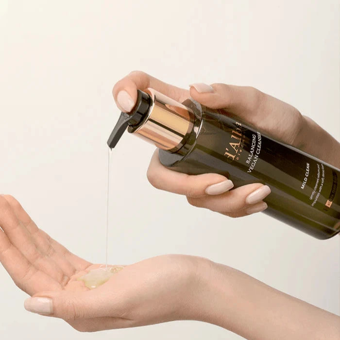 dAlba Mild skin balancing vegan cleanser 200ml - Figura 2